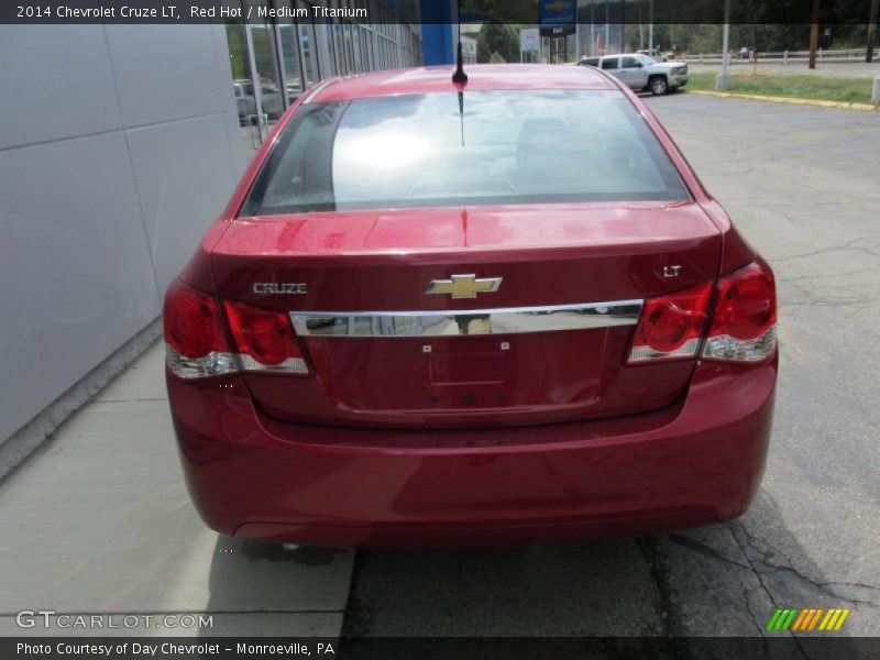 Red Hot / Medium Titanium 2014 Chevrolet Cruze LT