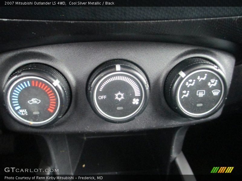 Cool Silver Metallic / Black 2007 Mitsubishi Outlander LS 4WD