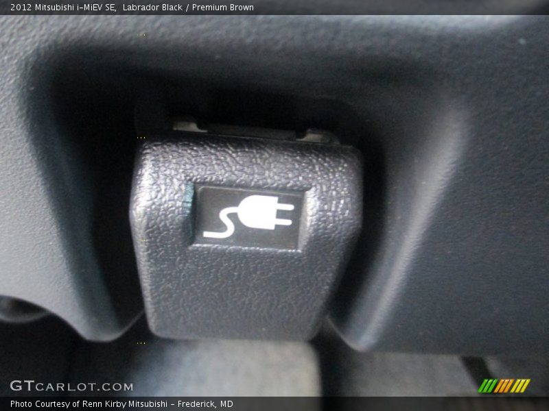 Labrador Black / Premium Brown 2012 Mitsubishi i-MiEV SE