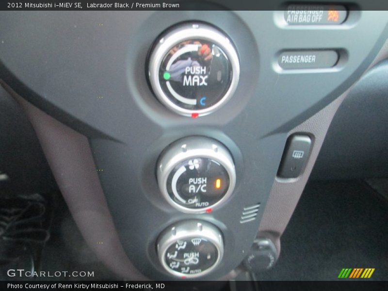 Controls of 2012 i-MiEV SE