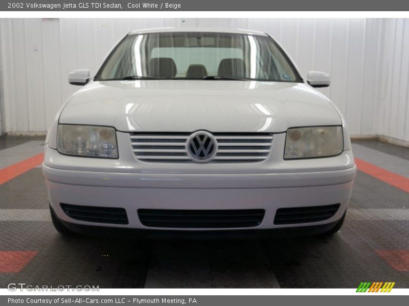 Cool White / Beige 2002 Volkswagen Jetta GLS TDI Sedan