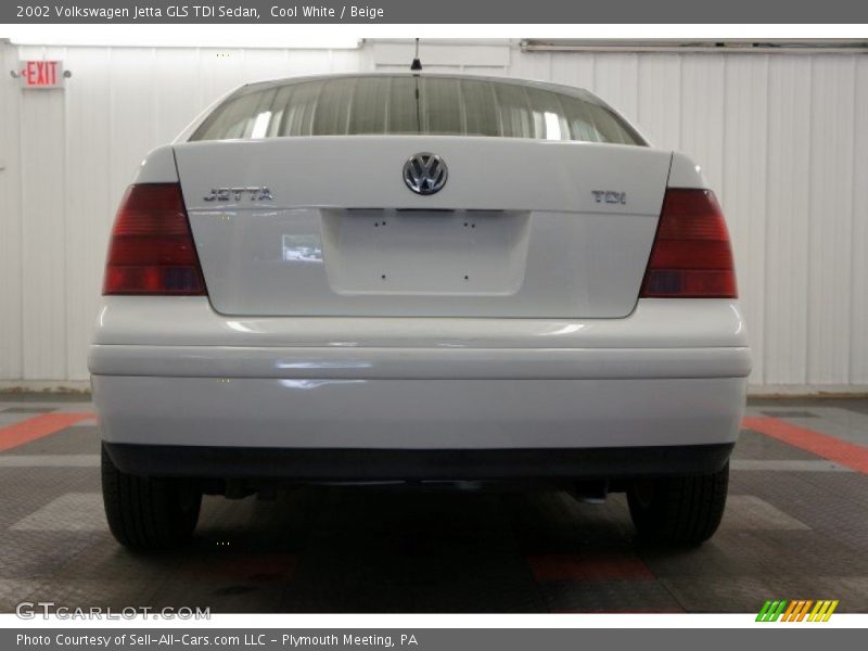 Cool White / Beige 2002 Volkswagen Jetta GLS TDI Sedan