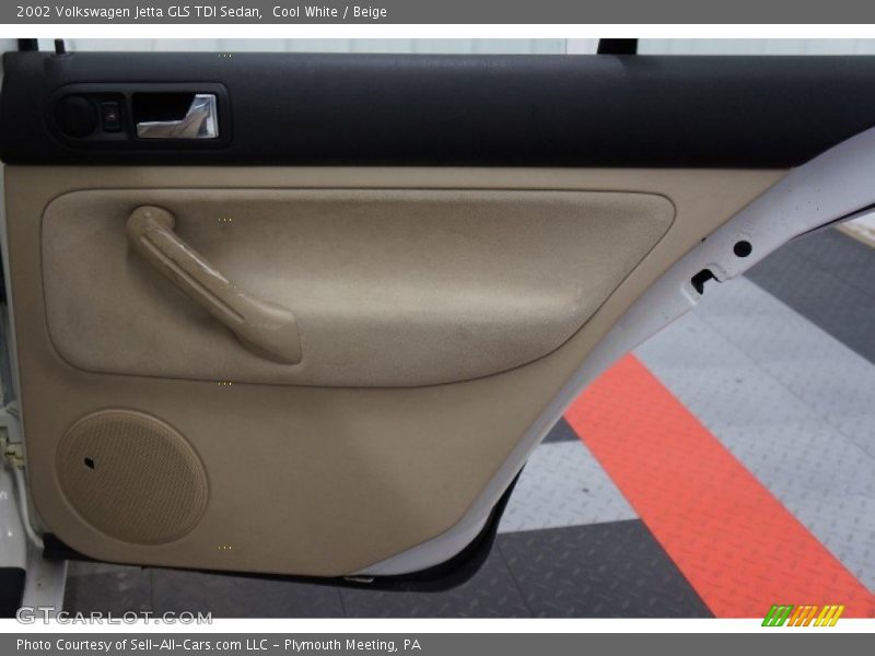Cool White / Beige 2002 Volkswagen Jetta GLS TDI Sedan