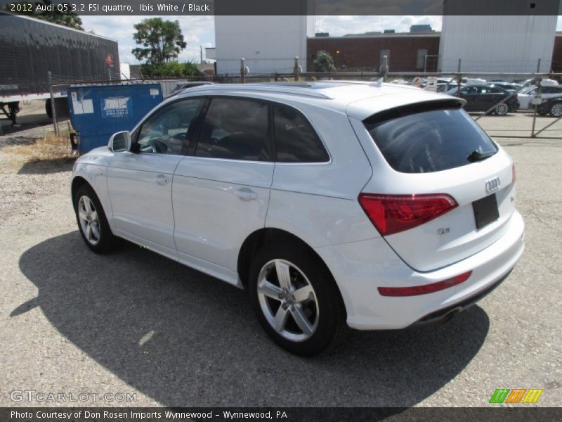 Ibis White / Black 2012 Audi Q5 3.2 FSI quattro