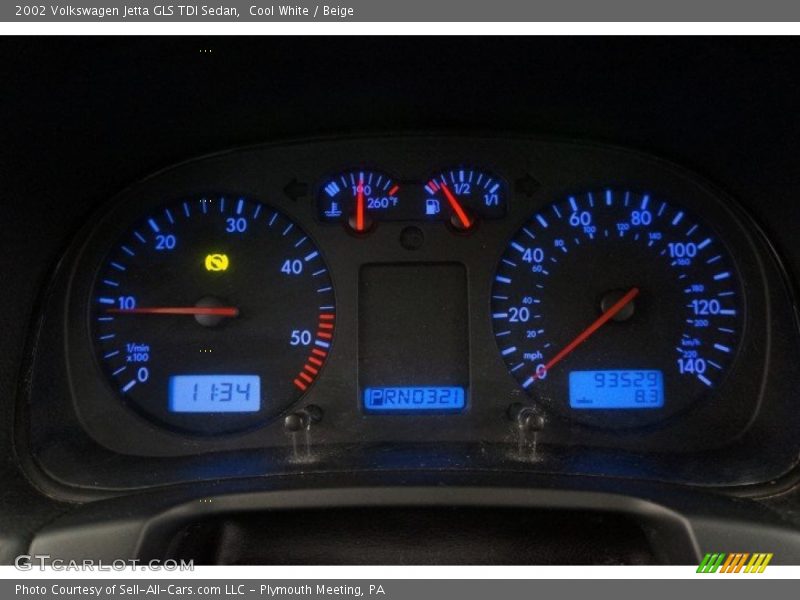 Cool White / Beige 2002 Volkswagen Jetta GLS TDI Sedan