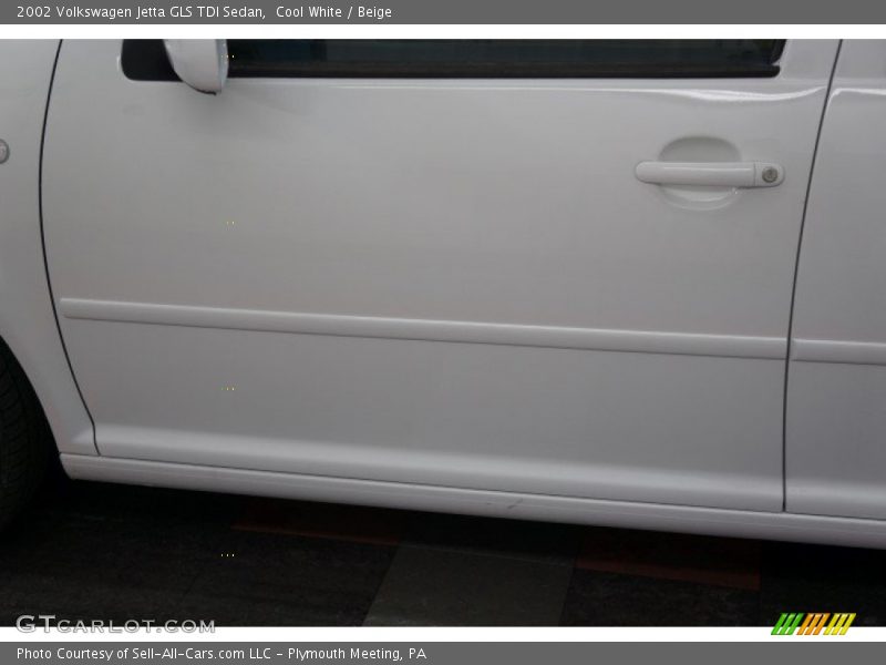Cool White / Beige 2002 Volkswagen Jetta GLS TDI Sedan