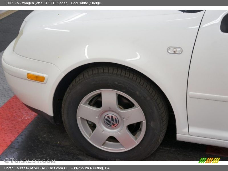 Cool White / Beige 2002 Volkswagen Jetta GLS TDI Sedan