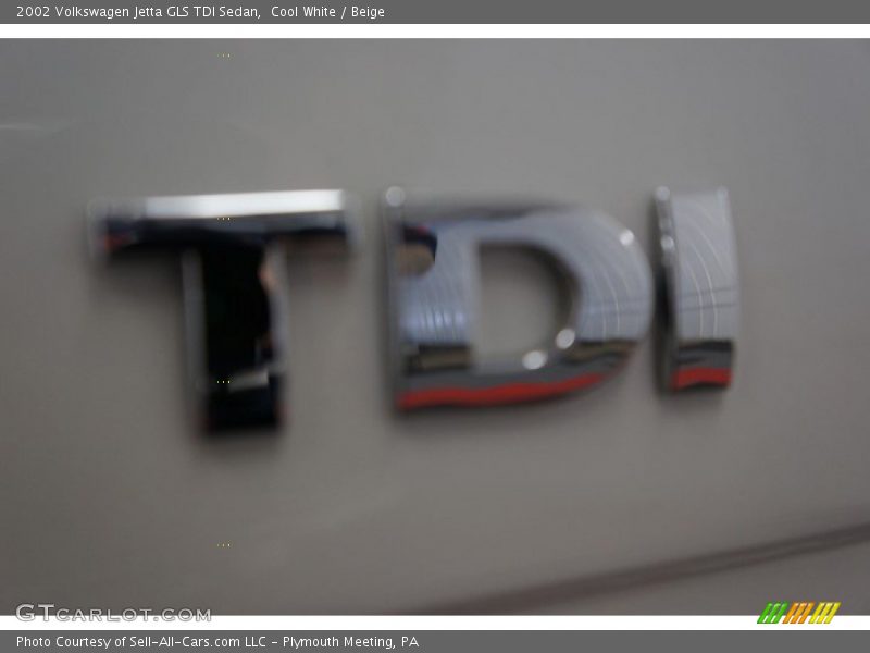 Cool White / Beige 2002 Volkswagen Jetta GLS TDI Sedan
