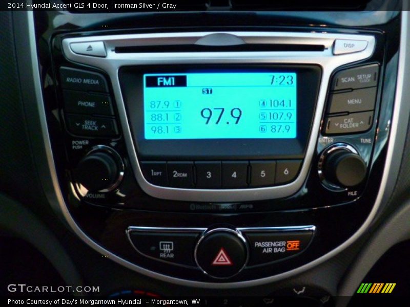 Ironman Silver / Gray 2014 Hyundai Accent GLS 4 Door