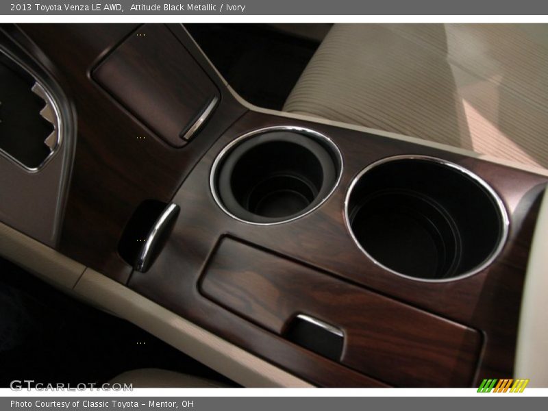 Attitude Black Metallic / Ivory 2013 Toyota Venza LE AWD