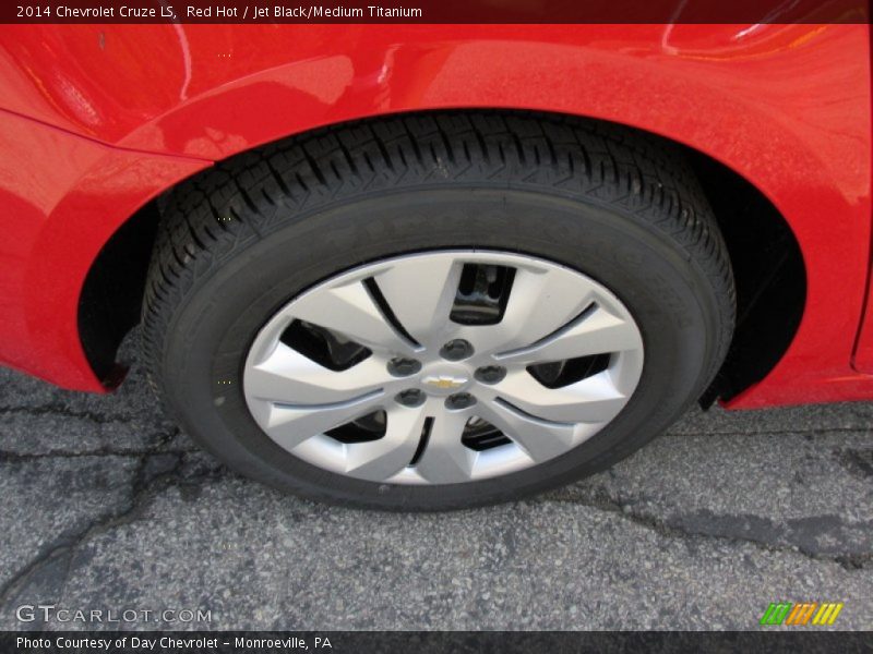 Red Hot / Jet Black/Medium Titanium 2014 Chevrolet Cruze LS
