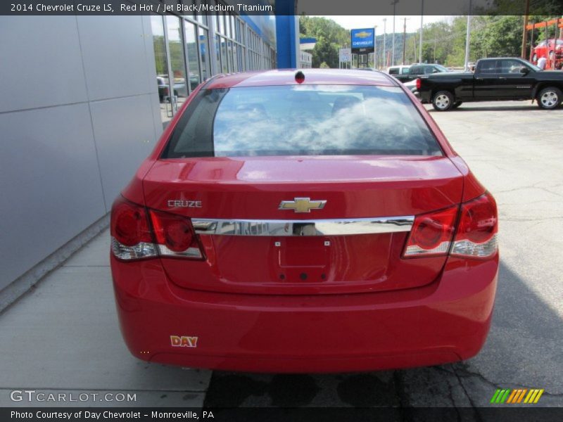 Red Hot / Jet Black/Medium Titanium 2014 Chevrolet Cruze LS