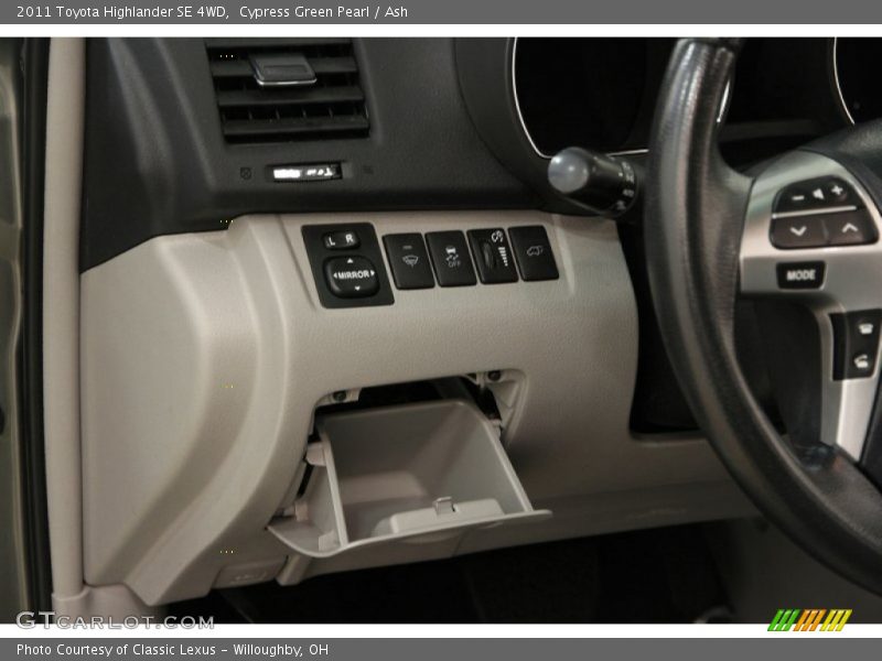 Cypress Green Pearl / Ash 2011 Toyota Highlander SE 4WD