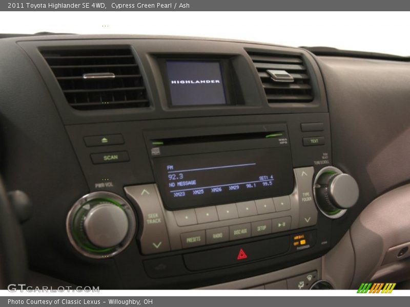 Cypress Green Pearl / Ash 2011 Toyota Highlander SE 4WD