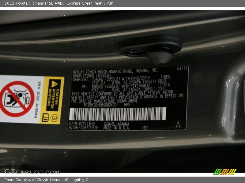 Cypress Green Pearl / Ash 2011 Toyota Highlander SE 4WD