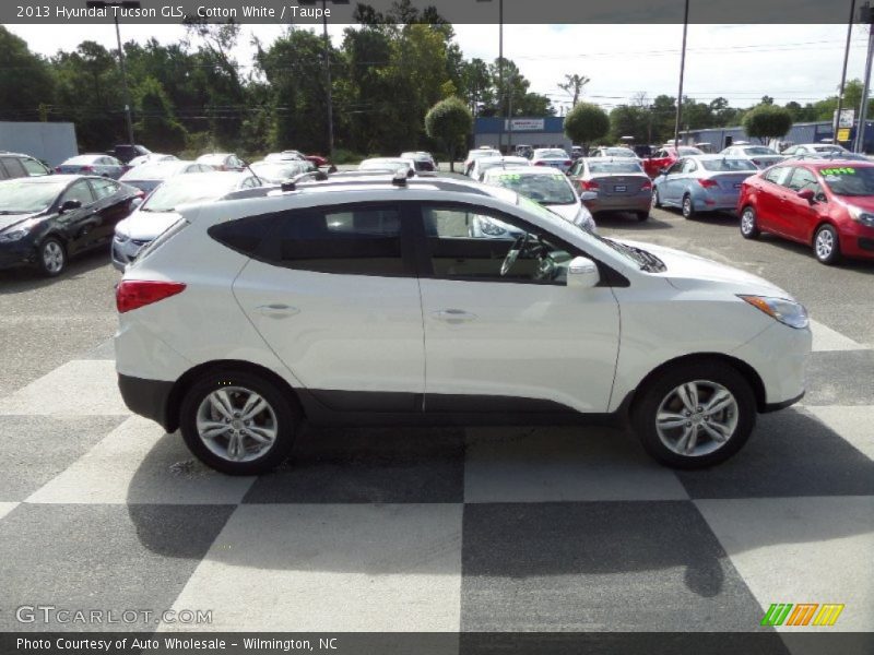 Cotton White / Taupe 2013 Hyundai Tucson GLS