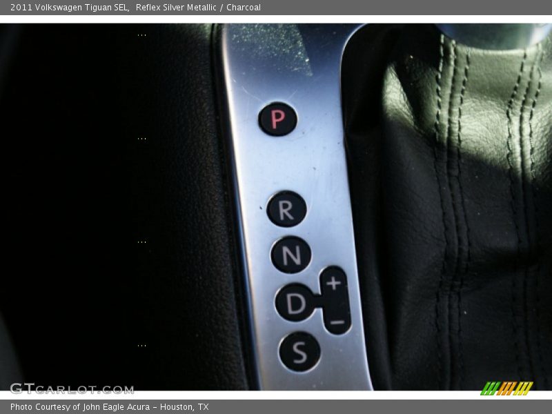 Reflex Silver Metallic / Charcoal 2011 Volkswagen Tiguan SEL