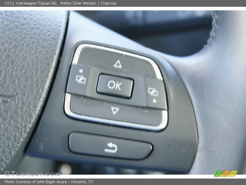 Reflex Silver Metallic / Charcoal 2011 Volkswagen Tiguan SEL