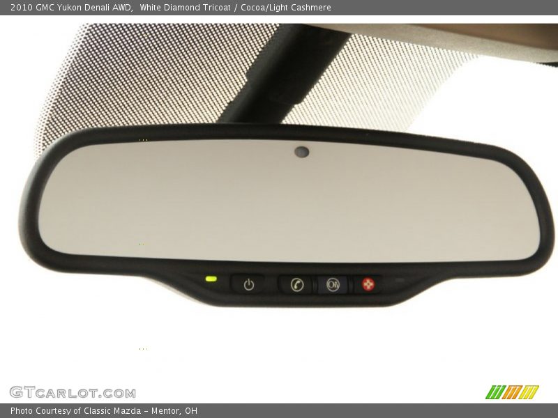White Diamond Tricoat / Cocoa/Light Cashmere 2010 GMC Yukon Denali AWD