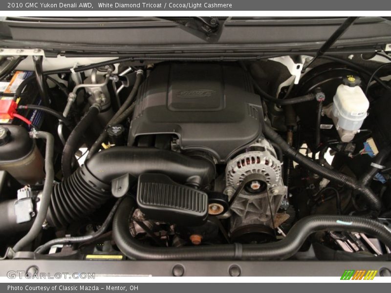 White Diamond Tricoat / Cocoa/Light Cashmere 2010 GMC Yukon Denali AWD