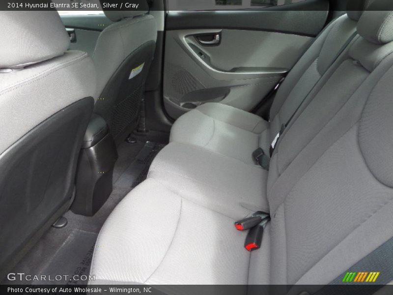 Silver / Gray 2014 Hyundai Elantra SE Sedan