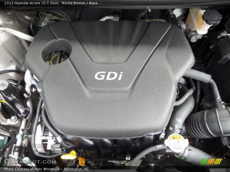 Mocha Bronze / Black 2013 Hyundai Accent GS 5 Door