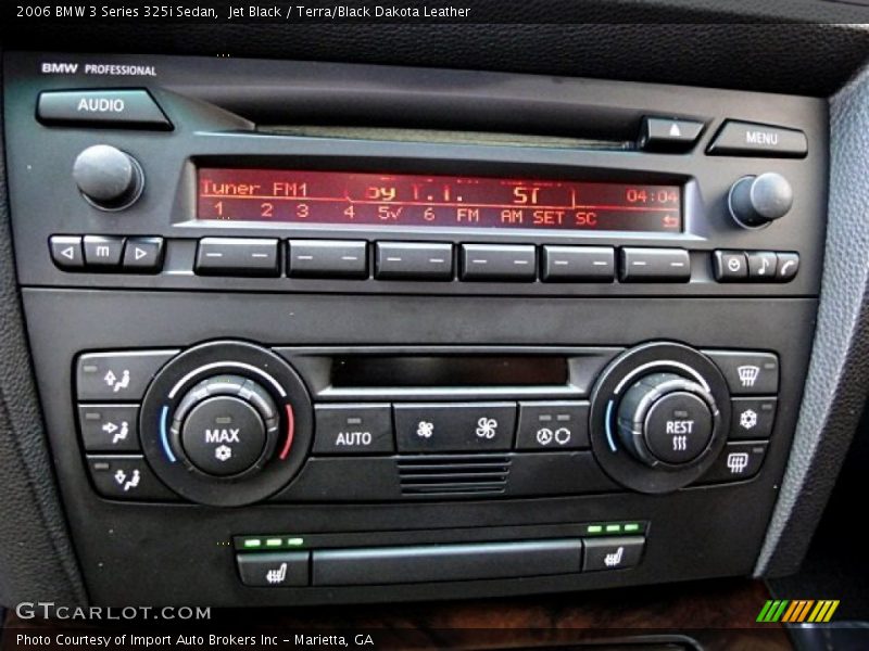 Audio System of 2006 3 Series 325i Sedan