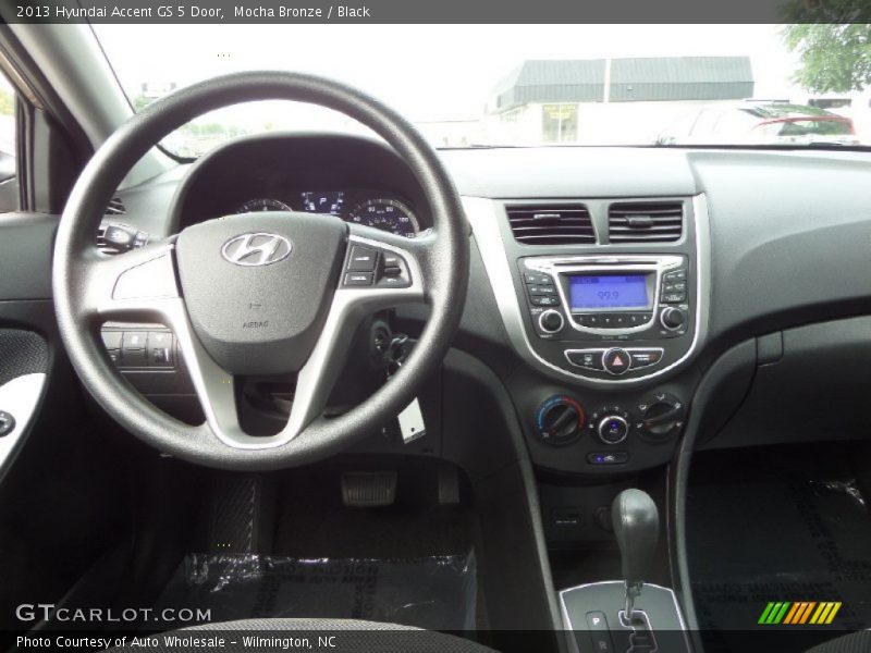Mocha Bronze / Black 2013 Hyundai Accent GS 5 Door