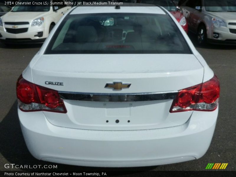 Summit White / Jet Black/Medium Titanium 2014 Chevrolet Cruze LS