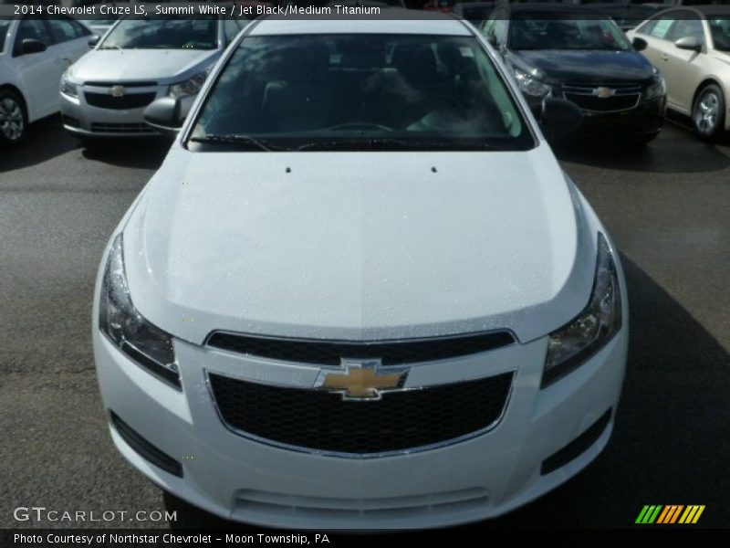 Summit White / Jet Black/Medium Titanium 2014 Chevrolet Cruze LS