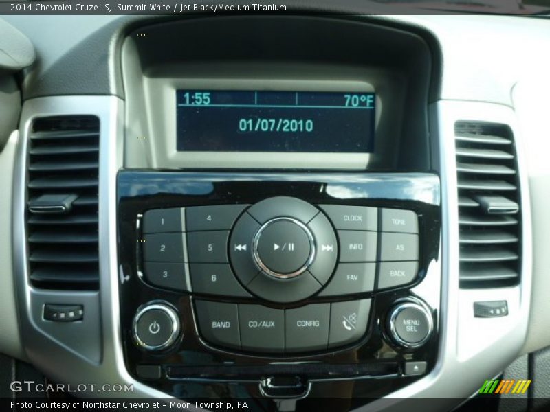 Summit White / Jet Black/Medium Titanium 2014 Chevrolet Cruze LS