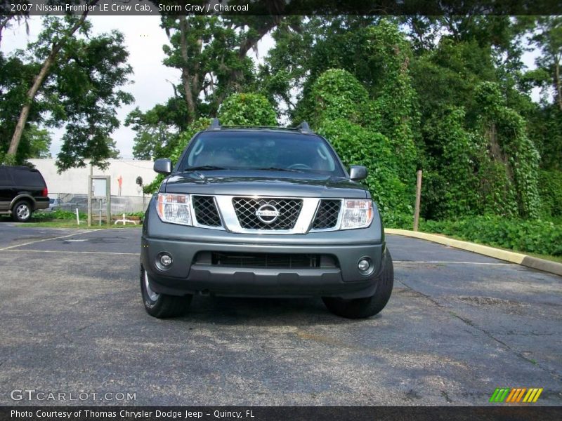 Storm Gray / Charcoal 2007 Nissan Frontier LE Crew Cab