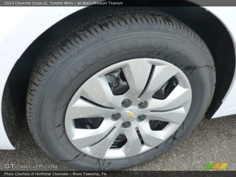 Summit White / Jet Black/Medium Titanium 2014 Chevrolet Cruze LS