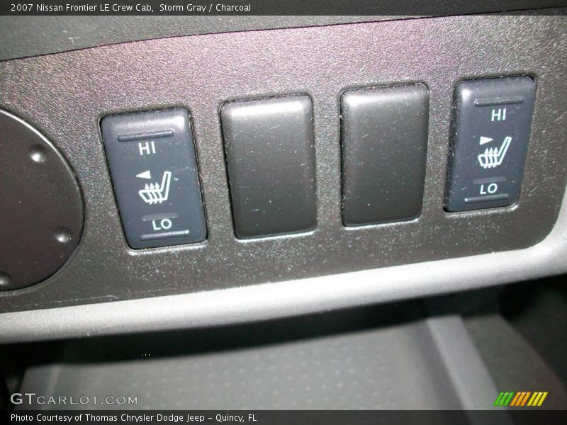 Storm Gray / Charcoal 2007 Nissan Frontier LE Crew Cab