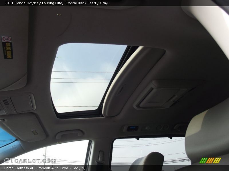 Crystal Black Pearl / Gray 2011 Honda Odyssey Touring Elite