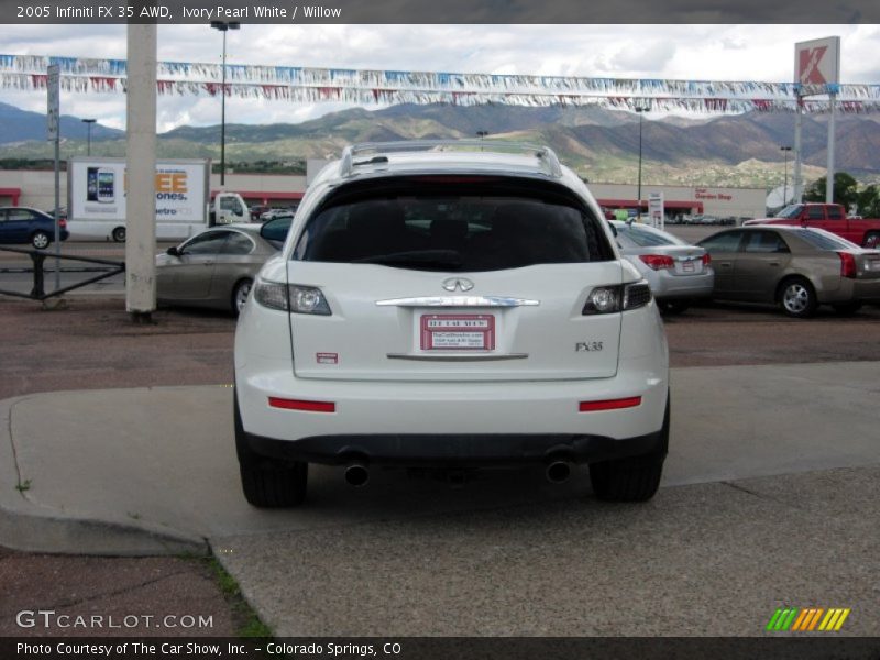 Ivory Pearl White / Willow 2005 Infiniti FX 35 AWD