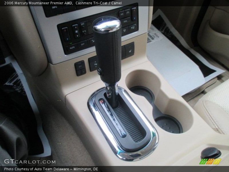 Cashmere Tri-Coat / Camel 2006 Mercury Mountaineer Premier AWD