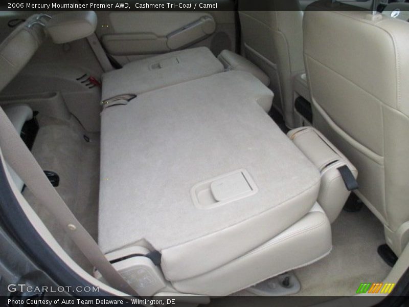 Cashmere Tri-Coat / Camel 2006 Mercury Mountaineer Premier AWD