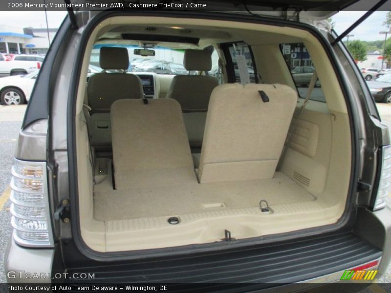 Cashmere Tri-Coat / Camel 2006 Mercury Mountaineer Premier AWD