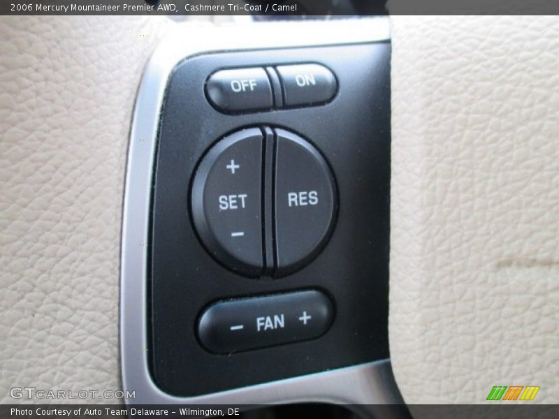 Cashmere Tri-Coat / Camel 2006 Mercury Mountaineer Premier AWD
