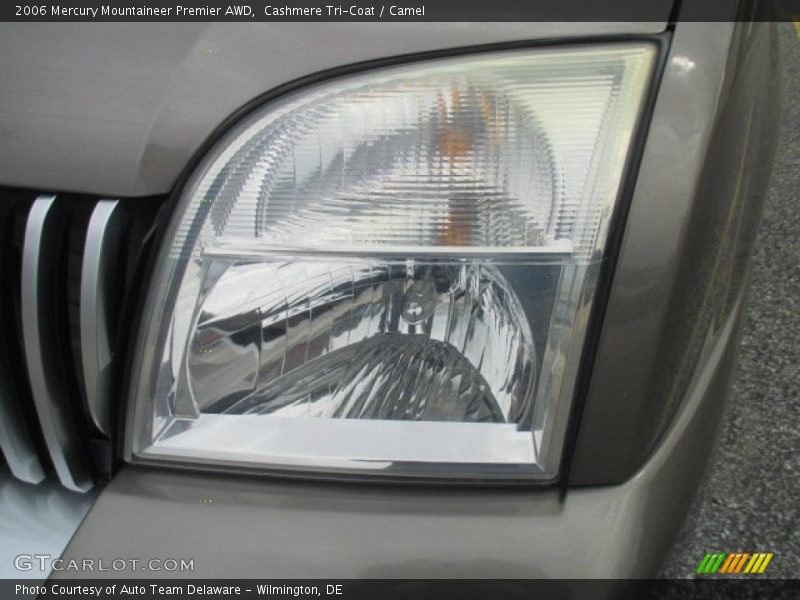 Cashmere Tri-Coat / Camel 2006 Mercury Mountaineer Premier AWD