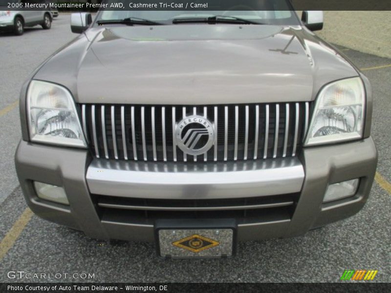 Cashmere Tri-Coat / Camel 2006 Mercury Mountaineer Premier AWD