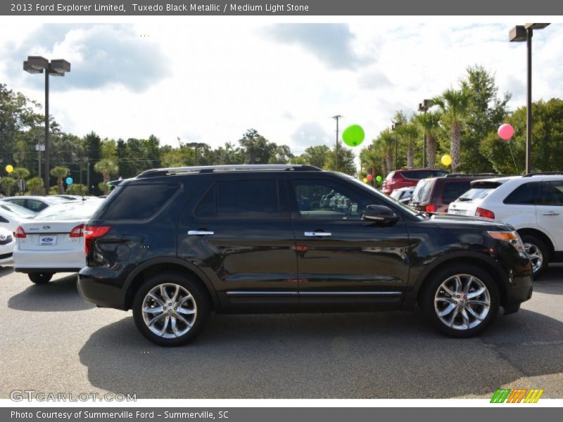 Tuxedo Black Metallic / Medium Light Stone 2013 Ford Explorer Limited