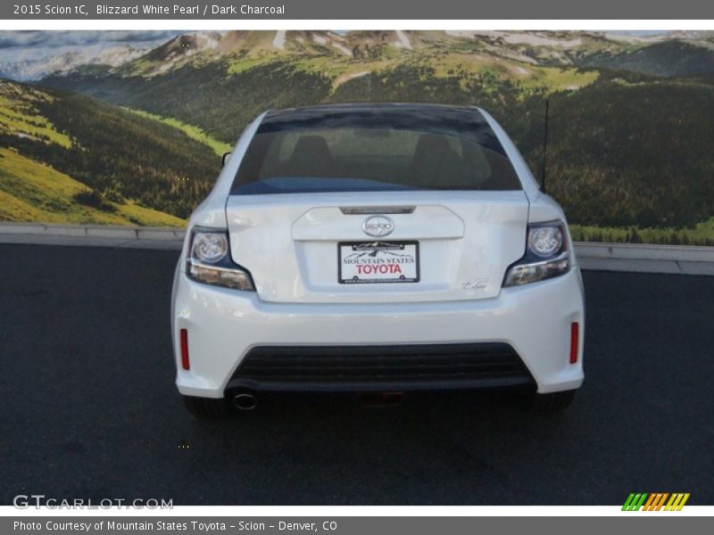Blizzard White Pearl / Dark Charcoal 2015 Scion tC