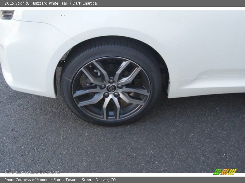 Blizzard White Pearl / Dark Charcoal 2015 Scion tC