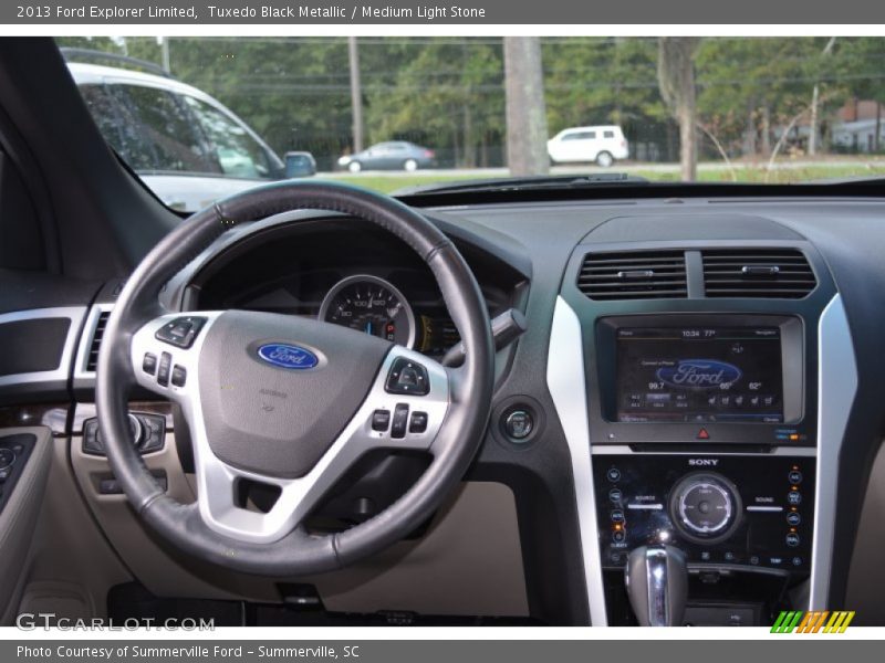 Tuxedo Black Metallic / Medium Light Stone 2013 Ford Explorer Limited