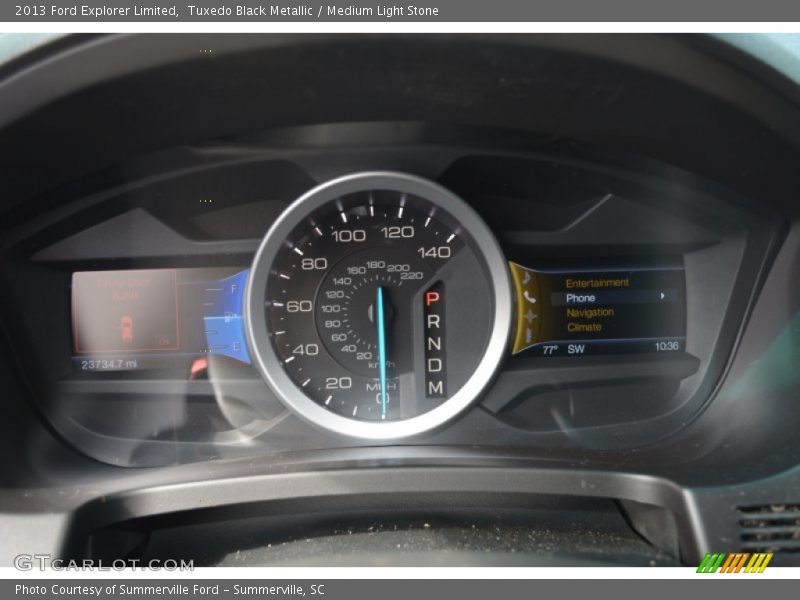 Tuxedo Black Metallic / Medium Light Stone 2013 Ford Explorer Limited