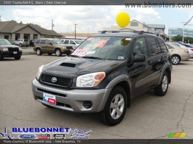Black / Dark Charcoal 2005 Toyota RAV4 S