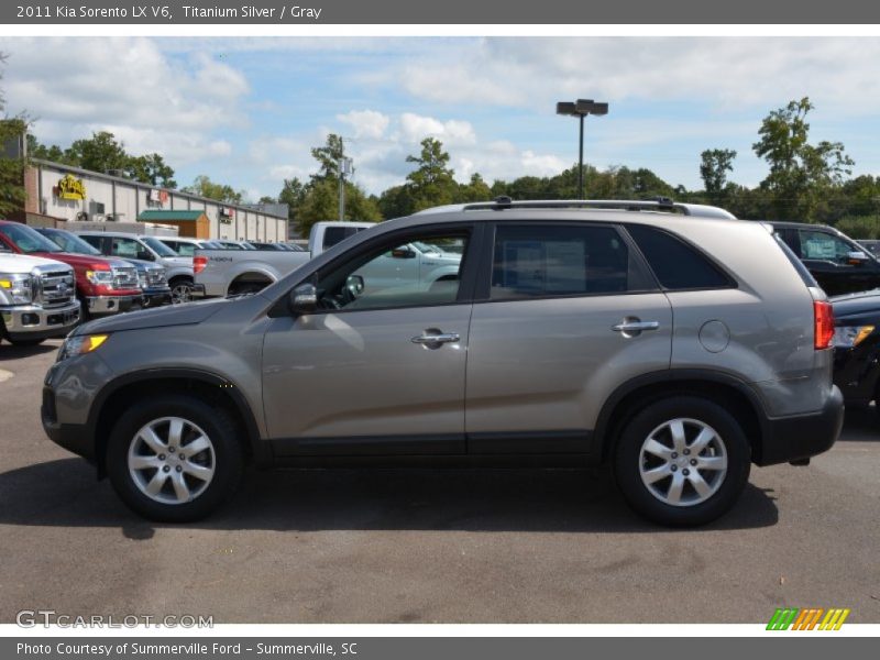 Titanium Silver / Gray 2011 Kia Sorento LX V6