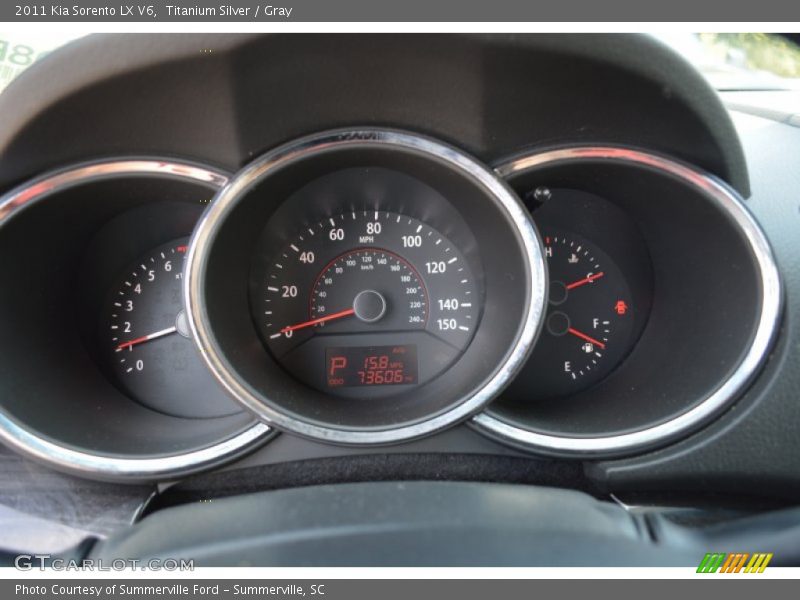 Titanium Silver / Gray 2011 Kia Sorento LX V6